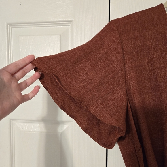 1.4.3. Story Marroon High/Low Dress, Size 1X - Picture 3 of 9